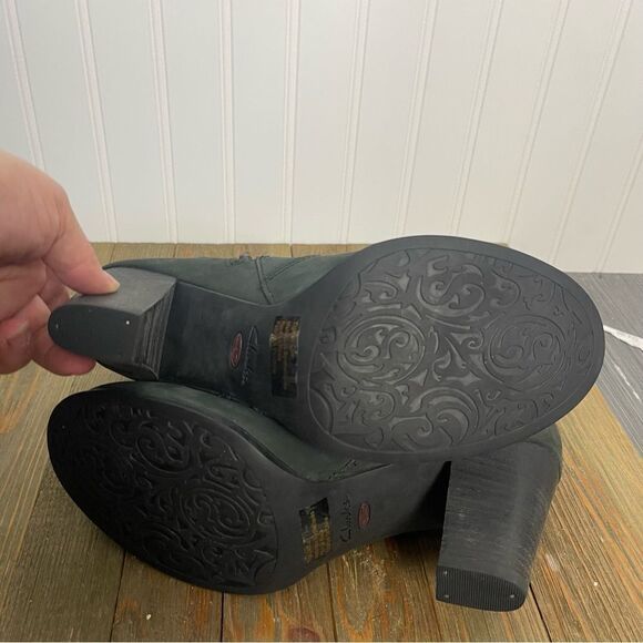 Clark’s Boots 9.5 Women Gray Black Suede Alpine Gale Comfort - Picture 7 of 13